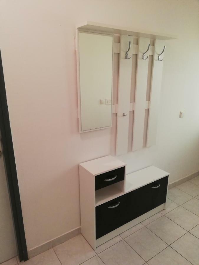 Ferienwohnung Mala Kuca Vodice Exterior foto